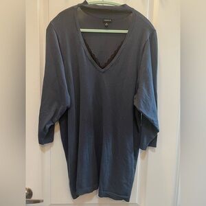 Torrid V-Neck Sweater Size 4